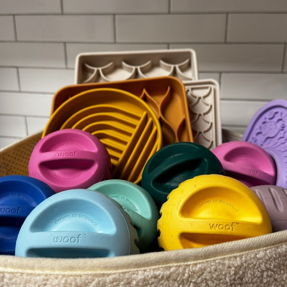 DO NOT BUY— for SHELBY 
Colorful Dog Enrichment Toys